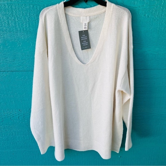 H&M SOFT WOOL BLEND FUZZY SWEATER V-NECK WHITE IVORY TUNIC SIZE XXL NWT - Picture 1 of 11
